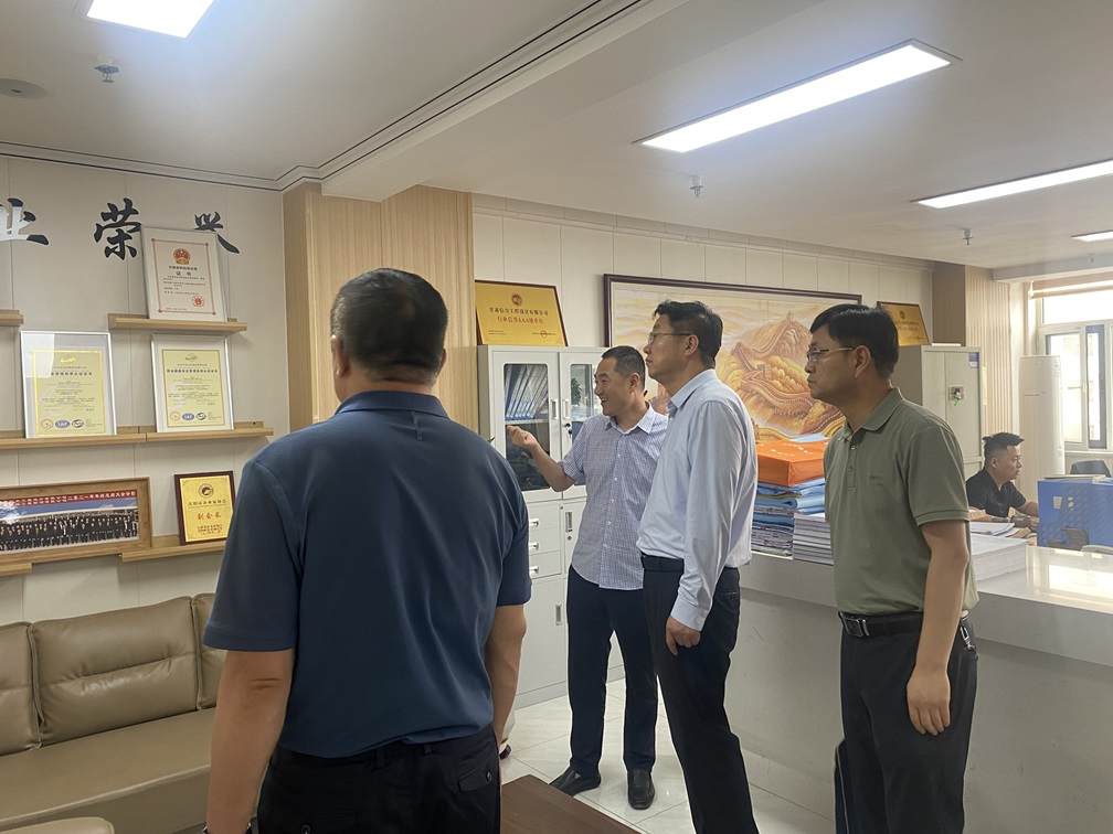 慶陽市委常委、統(tǒng)戰(zhàn)部部長張希岳調(diào)研甘肅信合工程設(shè)計(jì)有限公司：精準(zhǔn)把脈助發(fā)展 精準(zhǔn)服務(wù)促跨越